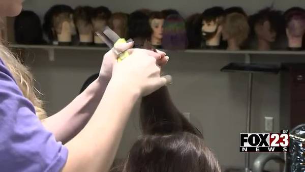 Video: Clary Sage College gives out free haircuts to kids going back to school