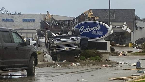 1 killed, 44 injured as tornado rips through northern Michigan city 