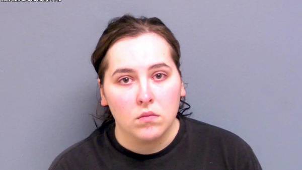Former daycare worker charged after trying to sell child porn on Twitter