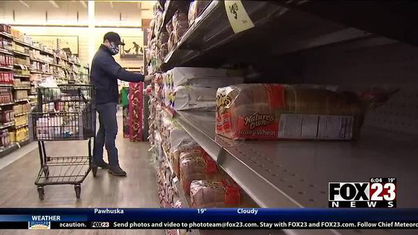 Last minute Thanksgiving shoppers will face empty grocery aisles, low stock on holiday favorites