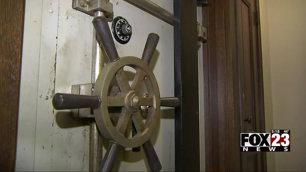 Foundation for Architecture gives guided historical tour inside tunnels between downtown Tulsa