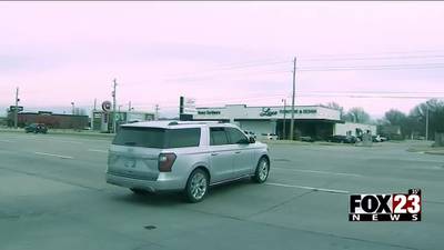 Bixby mother wants road changes at a busy intersection