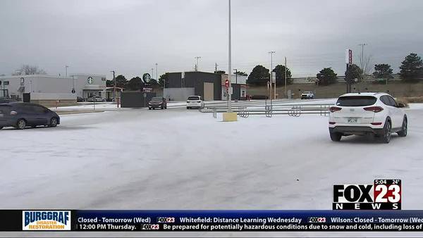 Video: Tulsans brave streets during winter weather
