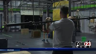 Memorial workout held in Jenks to honor Tulsa police sergeant