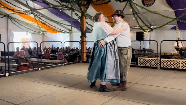 Local couple gets married at Tulsa Oktoberfest